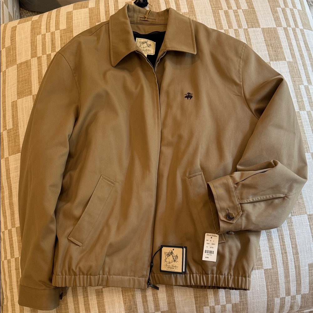 NWT Men’s Brooks Brothers Khaki Jacket with removable liner XL